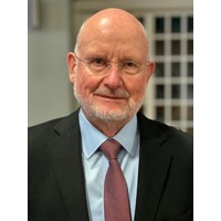Profile photo of Professor emeritus Helmut Rüßmann