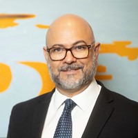 Profile photo of Dr Cesar Pereira